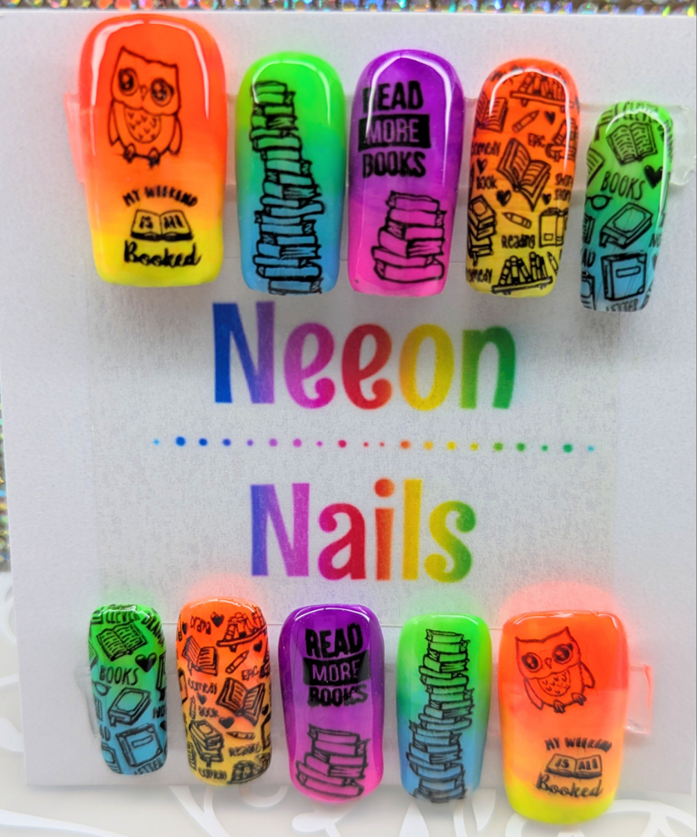 BookWorm Glow Gel Nails