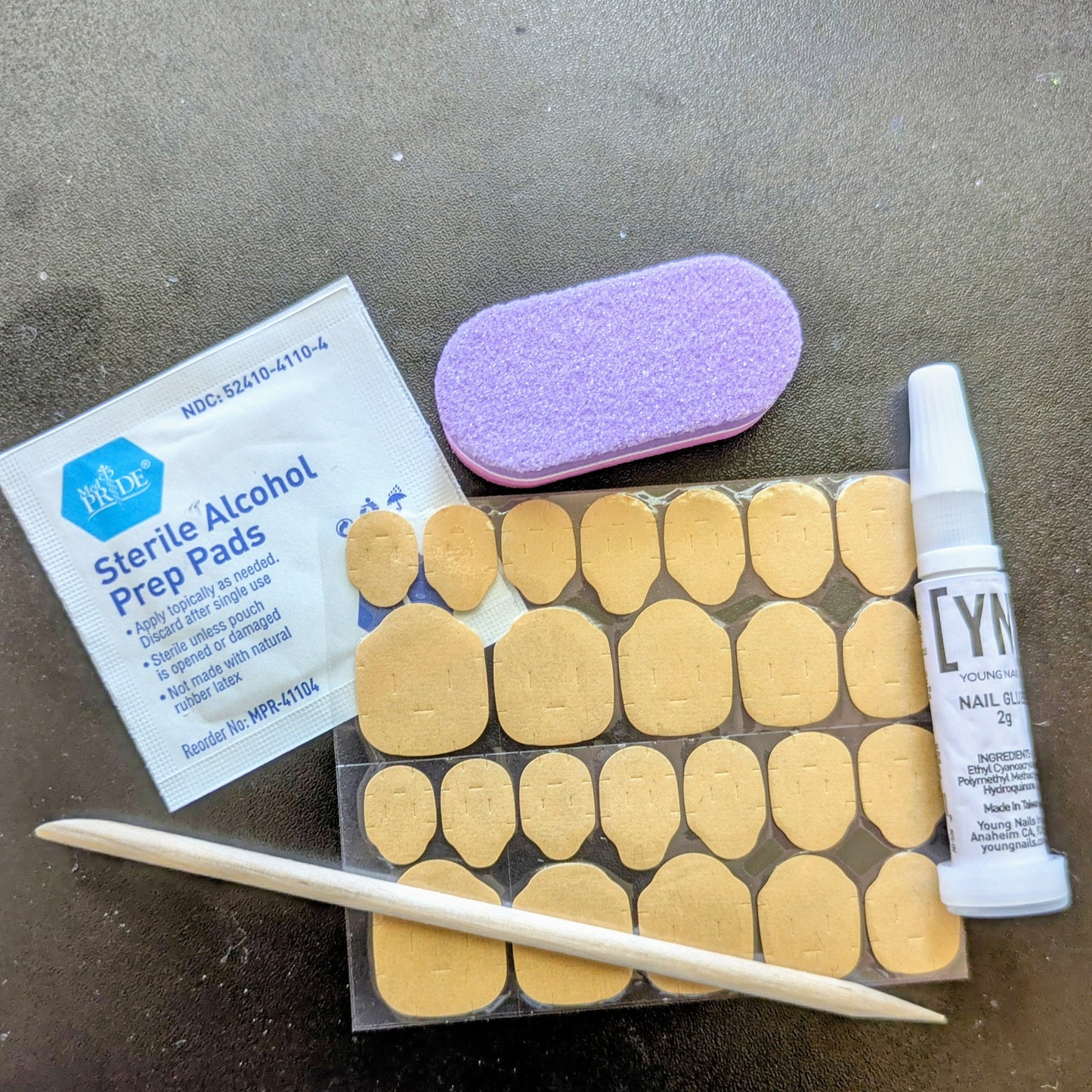 Press on Application with Nail Prep Kit