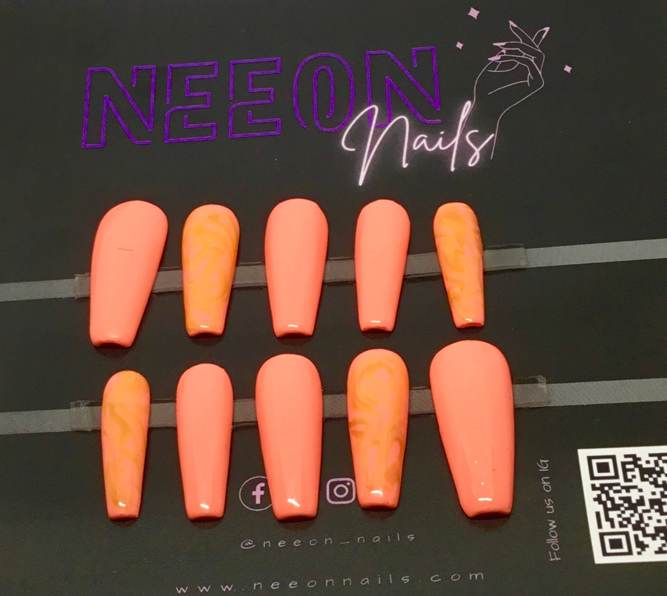 Peach Swirl Color Change Gel Nails