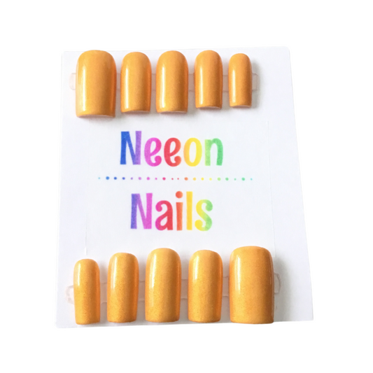 Neeon Gold Gel Nails